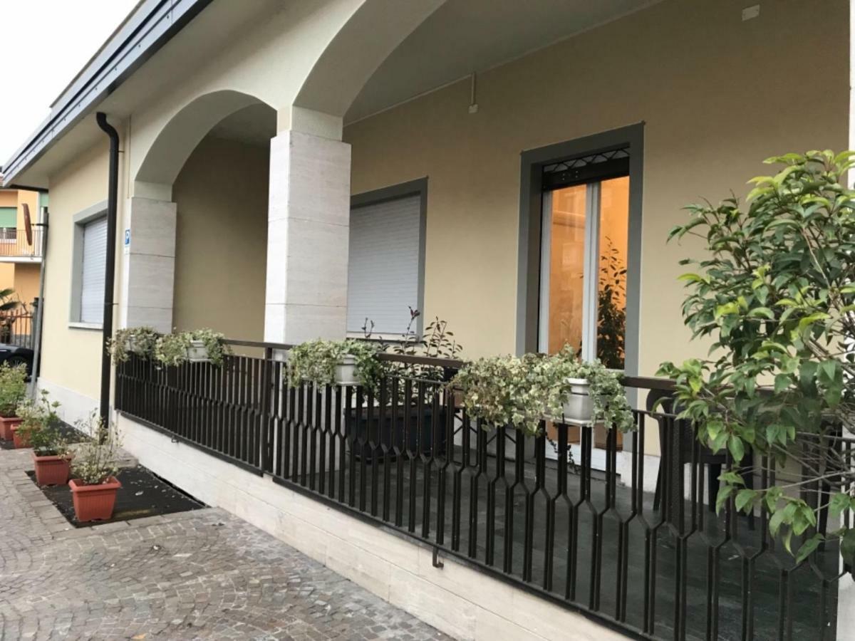 B & B Baffo Settimo Milanese Dış mekan fotoğraf