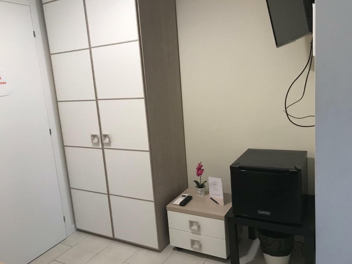 B & B Baffo Settimo Milanese Dış mekan fotoğraf