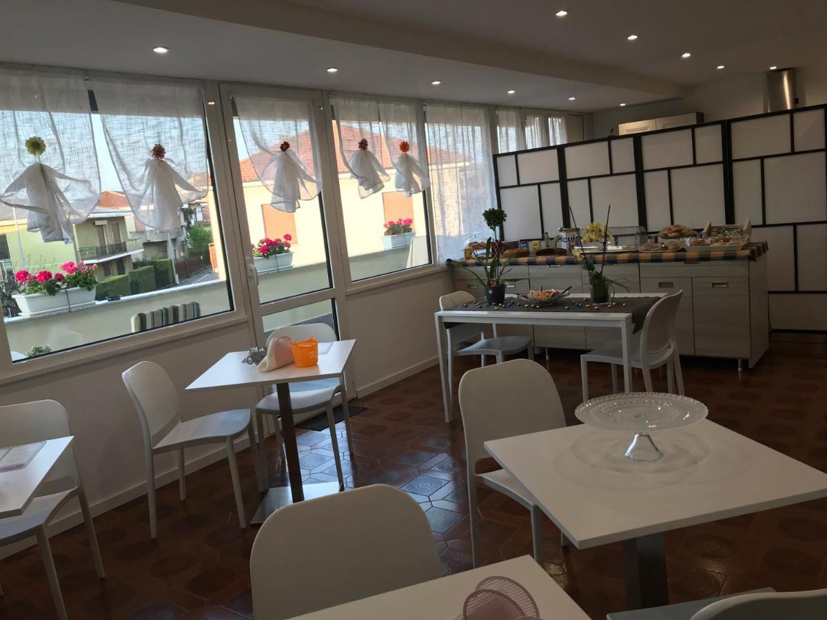 B & B Baffo Settimo Milanese Dış mekan fotoğraf